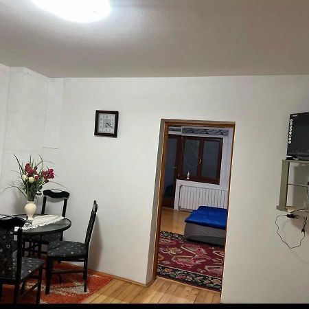 Almira Mujcic Saraievo Exterior foto