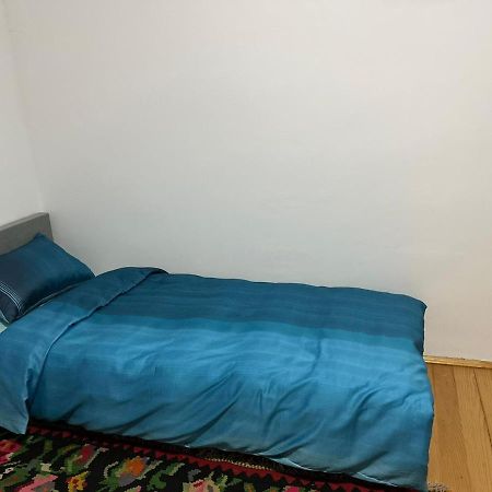 Almira Mujcic Saraievo Exterior foto
